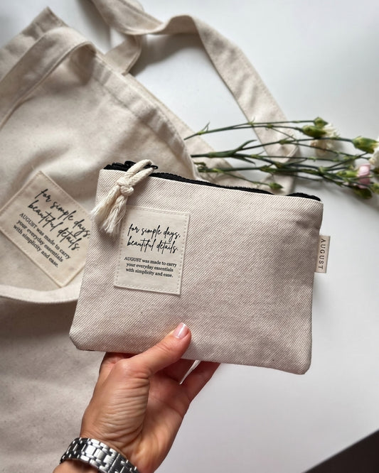 Trousse ΛUGUST