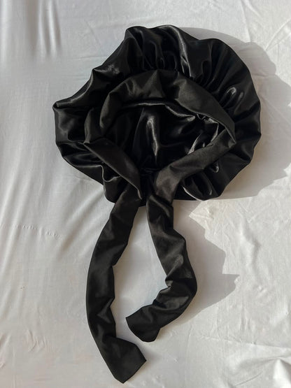 Bonnet Luzéa en Satin + un cadeau🎁